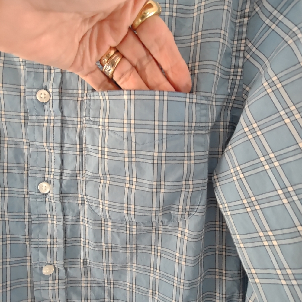 Regular Fit With Build-In-Flex By Old Navy Medium - image 3